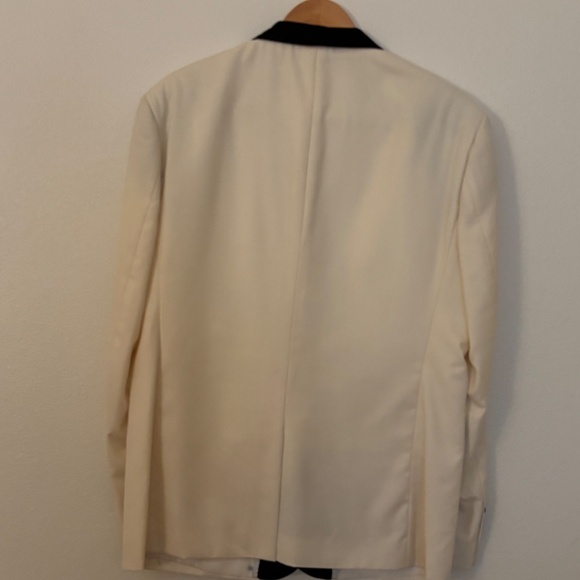 White Tux - Picture 6 of 10